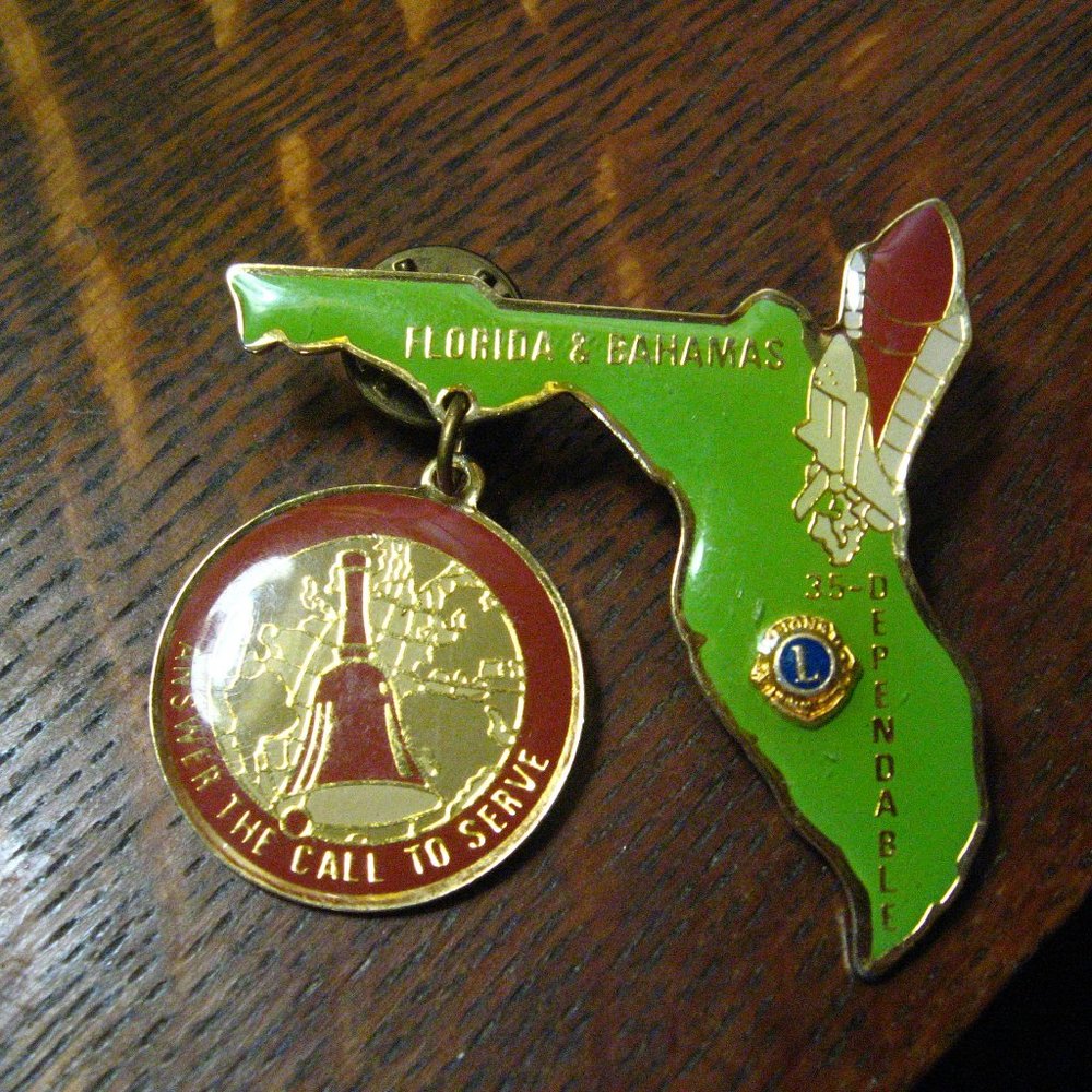 Lions Club International Florida Bahamas Vintage Lapel Pin